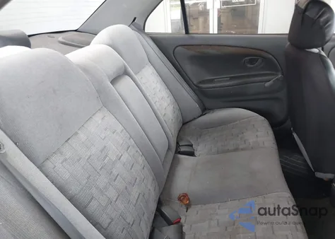 1997 Mitsubishi Mirage De z USA, uszkodzony, nr VIN JA3AY26A0VU044393